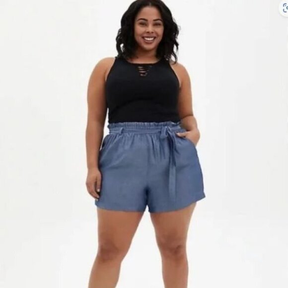 Torrid shorts Self Tie Paperbag Waist mid short Chambray blue Size 1 - Picture 1 of 3